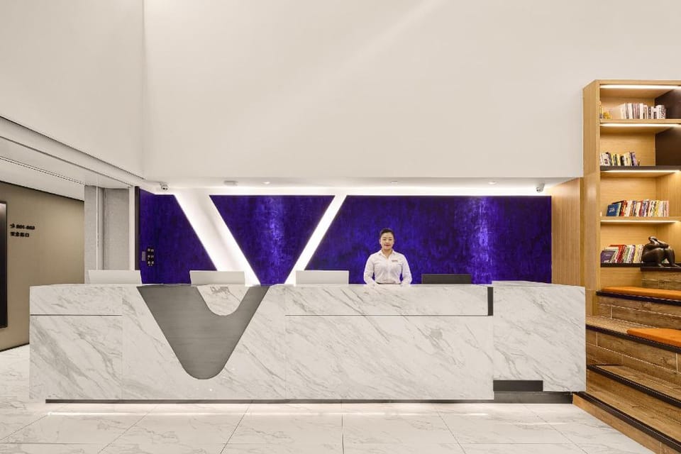 V Hotel Boutique Chengdu Hotel in Chengdu