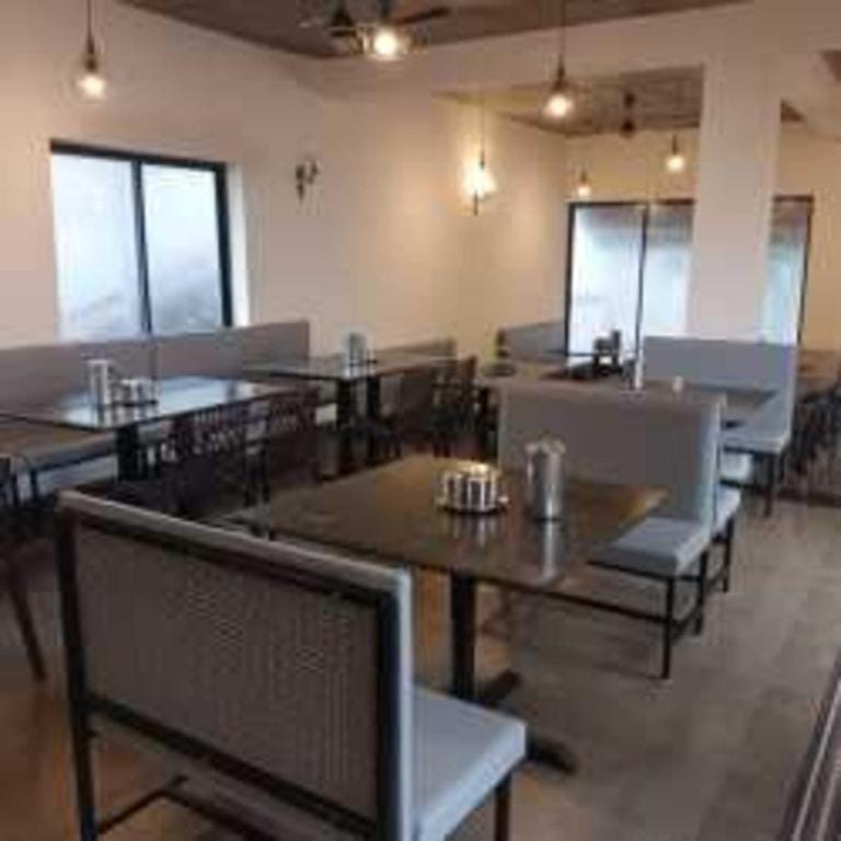 Hotel Durvankur 2.1 km from Amboli Water Fall Hotel in Maharashtra