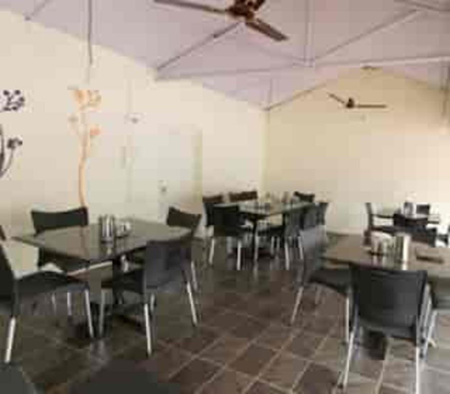 Hotel Durvankur 2.1 km from Amboli Water Fall Hotel in Maharashtra