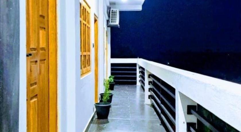 AKR Rooms Hotel in Sri Lanka