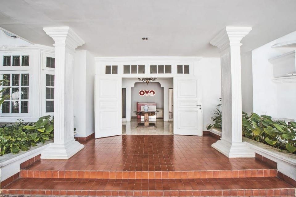 Dancenter Residence G17 Kemang Hotel in South Jakarta City