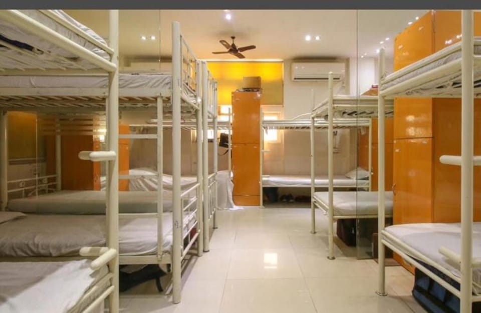pghostelsbackpackers service Hotel in Mumbai