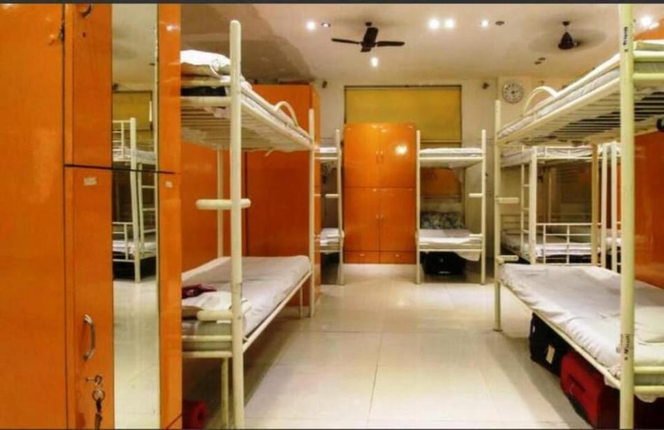 pghostelsbackpackers service Hotel in Mumbai
