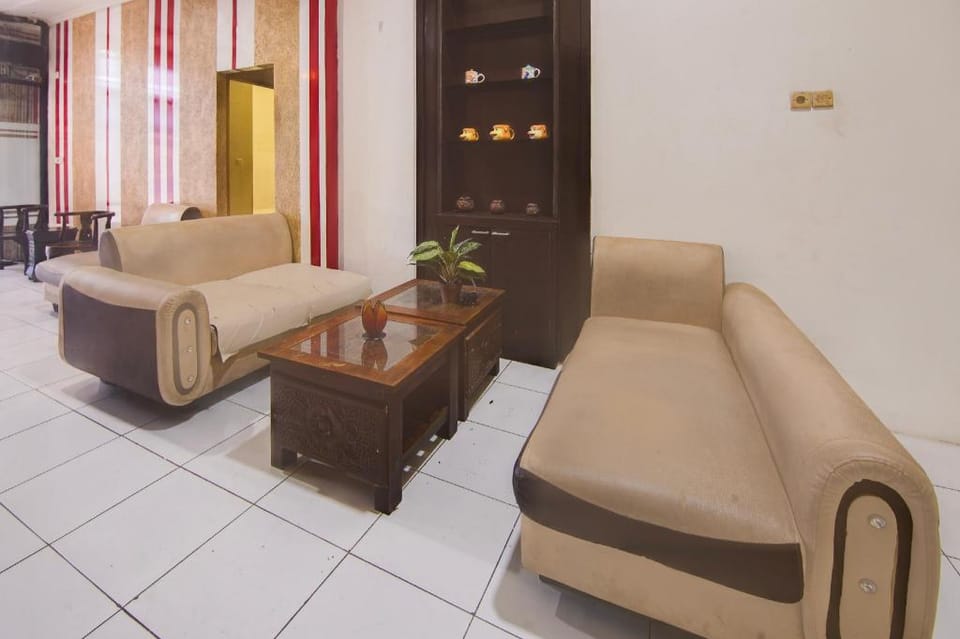Hotel O Makassar near RS Grestelina formerly Wisma Makassar Hotel in Indonesia