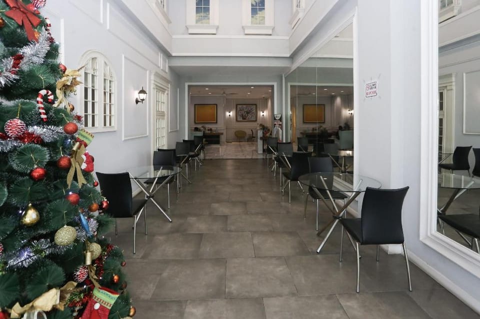 Check My Guest Metroploitian Apartment Hotel in West Java
