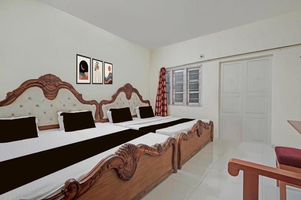 Hotel O Statue Of Unity Rajpipla Formerly Narayani Heritage Resort Hotel in Gujarat
