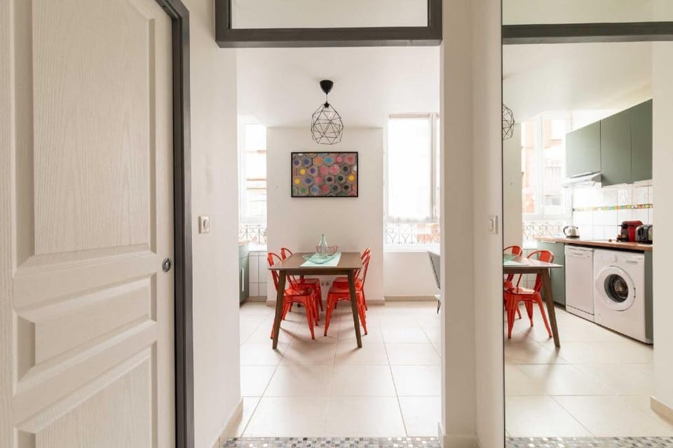 Modern apartment - 2BR-6P- Charpennes Hotel in Villeurbanne
