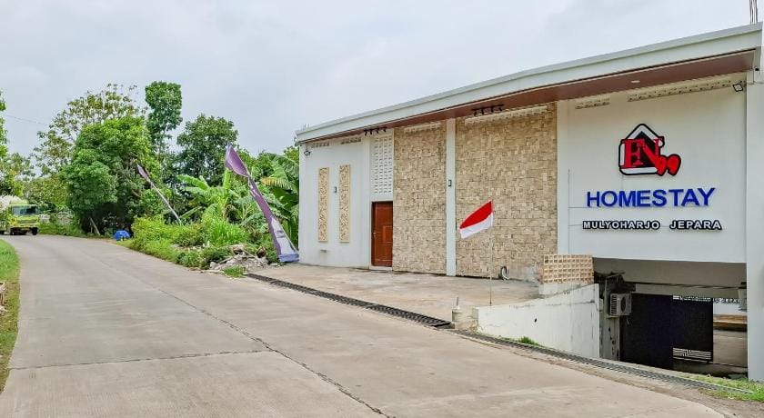 RedDoorz @ Homestay FN99 Jepara Hotel in Indonesia
