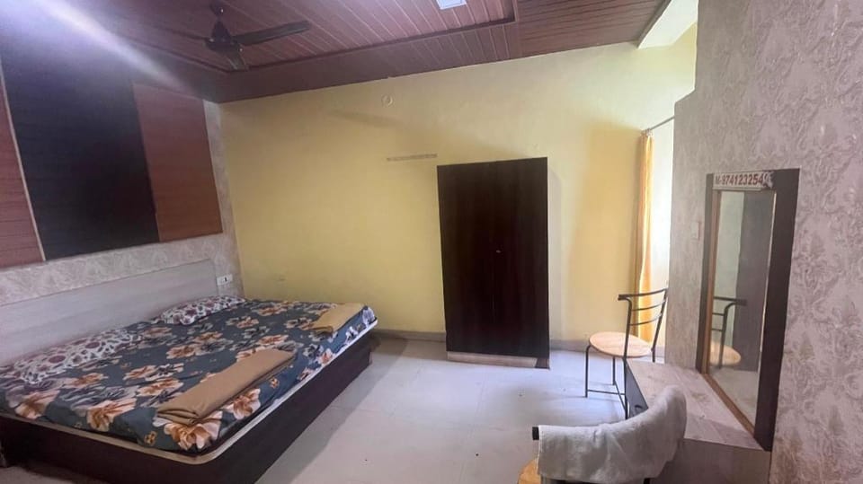 POP 83878B Banashri Hotel Hotel in Karnataka