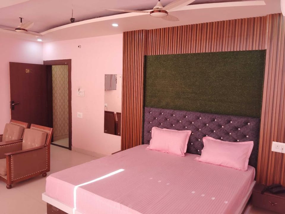 Palette Hotel and Resort Kankarbagh Main Road Formerly Aalcajars Inn Hotel in India