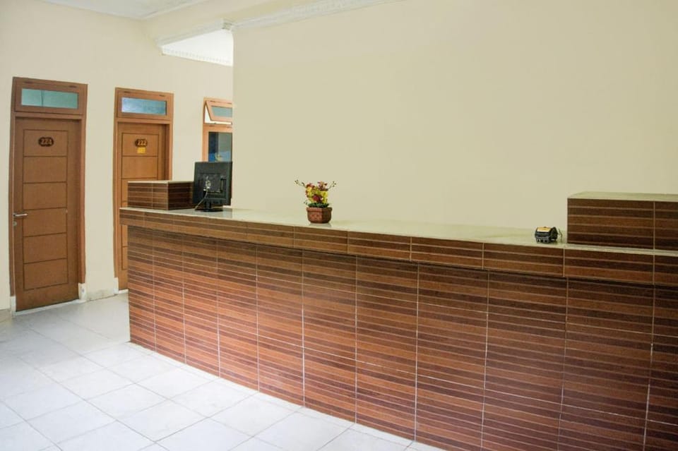 Check My Guest Family Inn Hotel in Indonesia