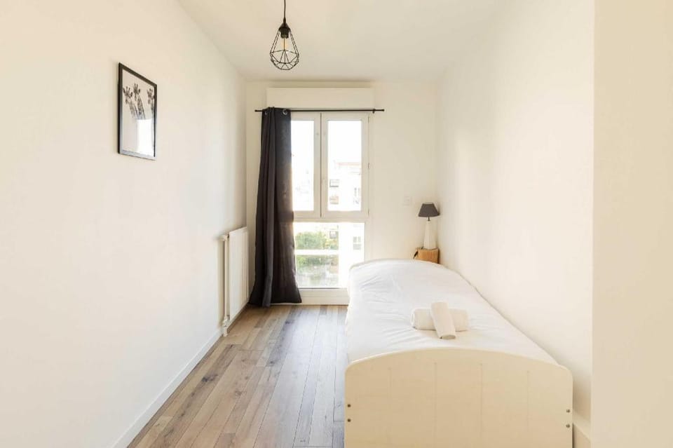 Charming flat -2BR- 4P- Vaise district Hotel in Lyon