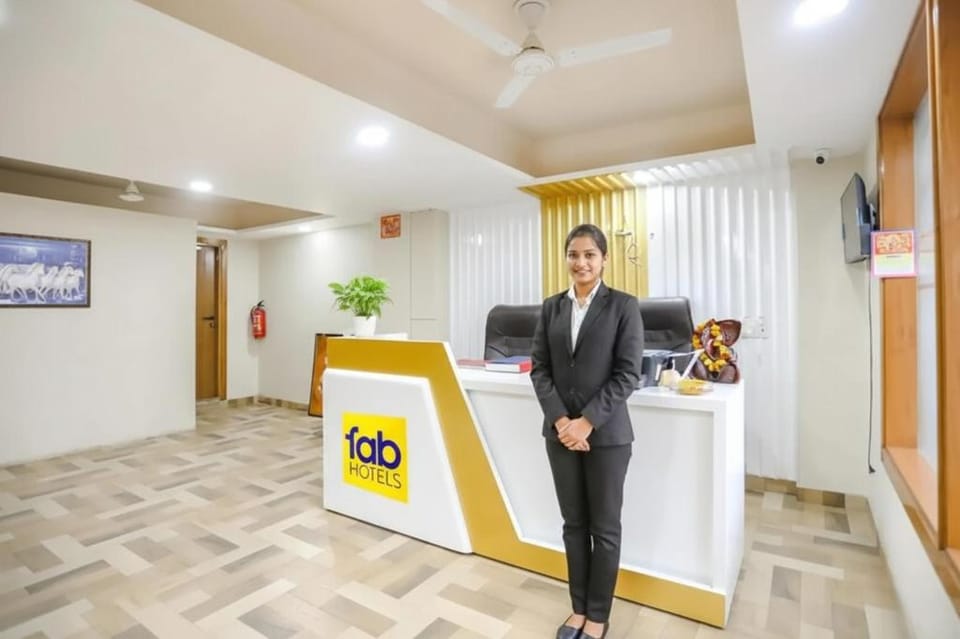 FabHotel Signature Inn I Hotel in Noida