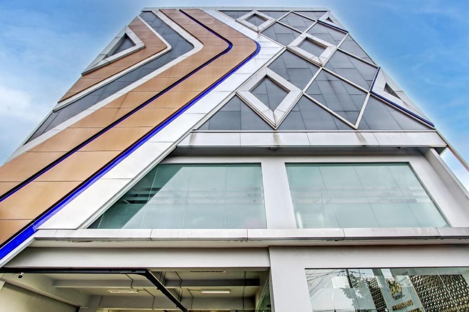 Townhouse OAK Near The Park Mall Semarang Formerly Semarang Boutique Hotel Hotel in Indonesia