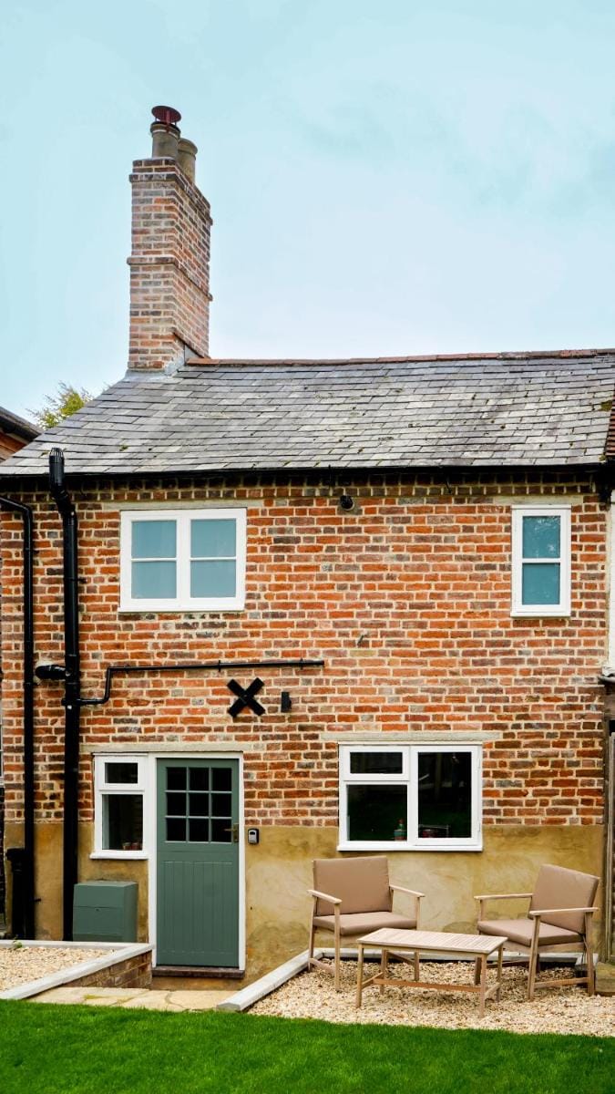Hazelbury Cottage Vacation rental in England