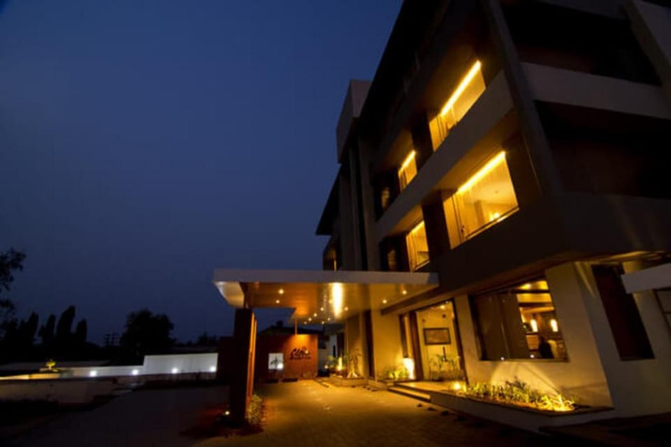 Hotel Lemongrass Kudal Hotel in Maharashtra