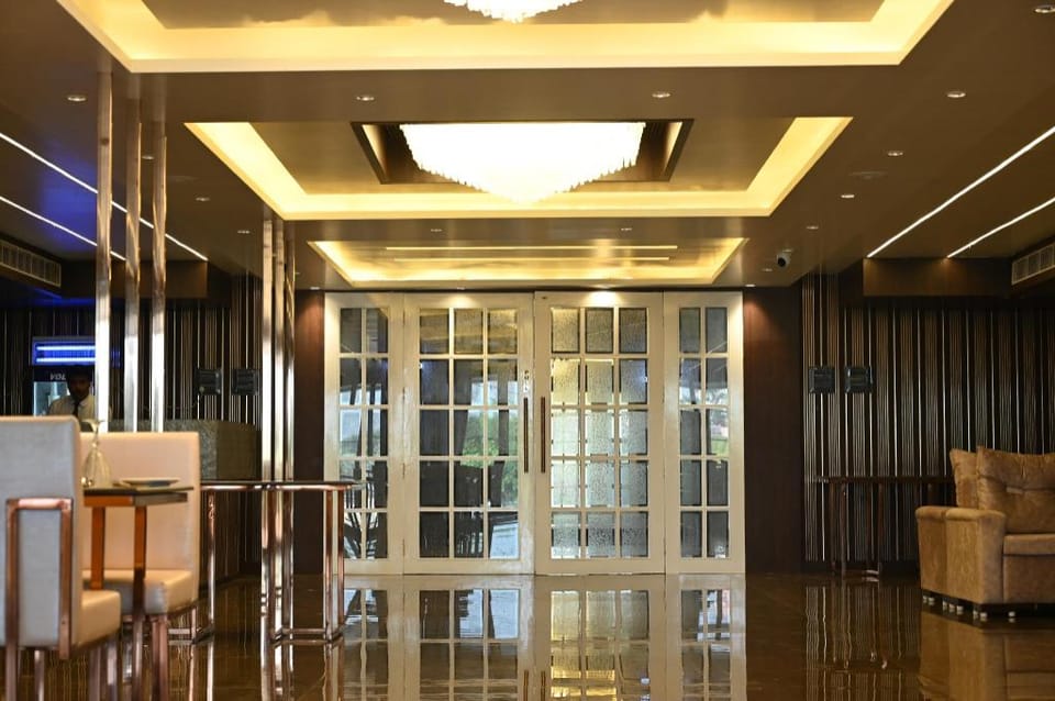 KS Square Hotel Patna Hotel in India