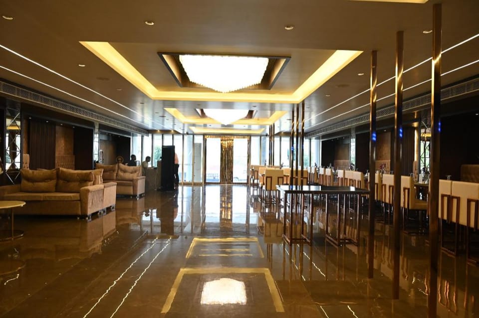 KS Square Hotel Patna Hotel in India