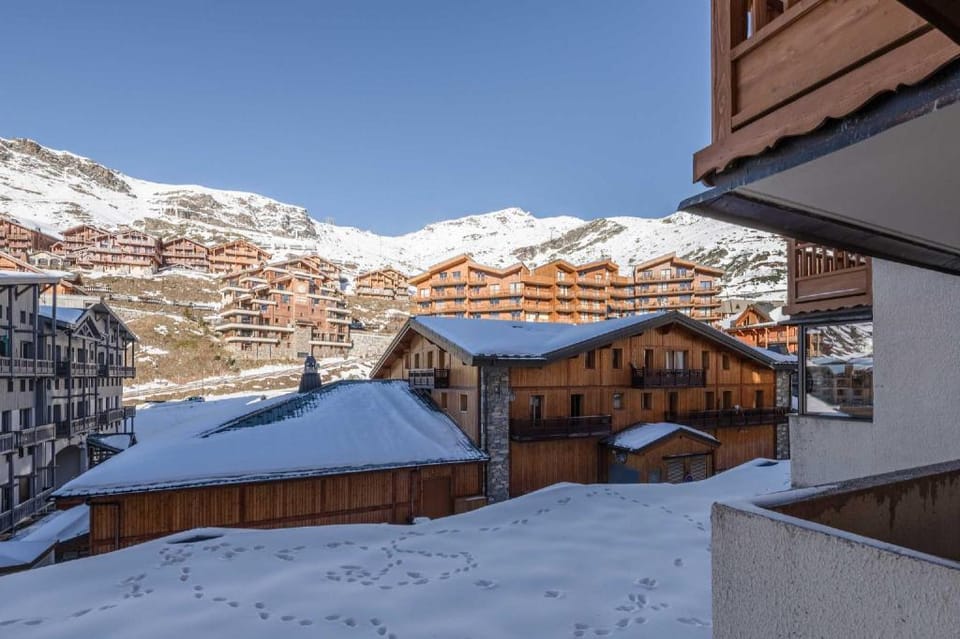 Charming Apartment 2BR/4P - with Balcony – Savoie Apartment in Les Allues