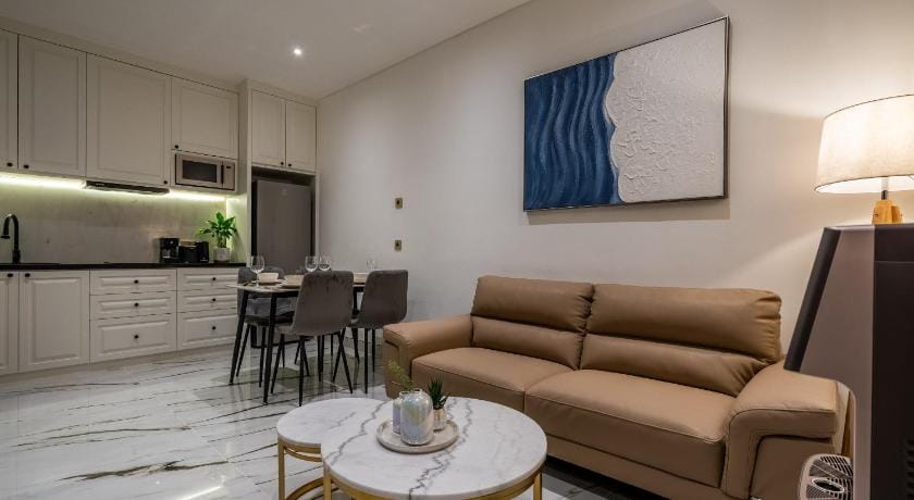 Frelin Villas - 1 BR, 2 BR Luxury Villa Complex Hotel in North Kuta