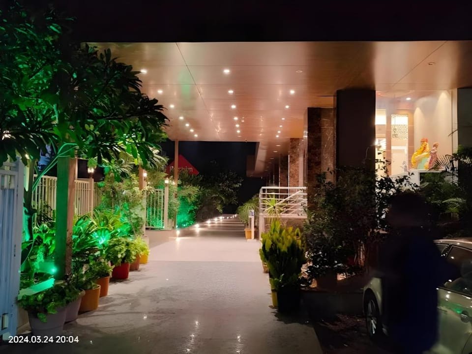 Hotel Bhagyalaxmi Shirdi Maharashtra Hotel in Maharashtra