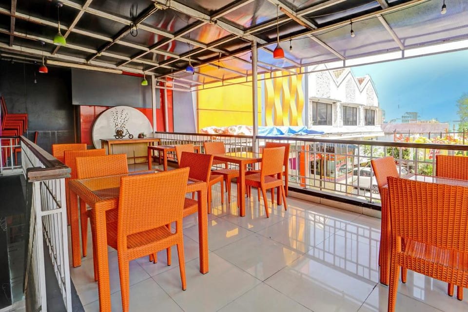 Townhouse Oak Malang near ITN Malang formerly Fariz Hotel Singosari Hotel in East Java
