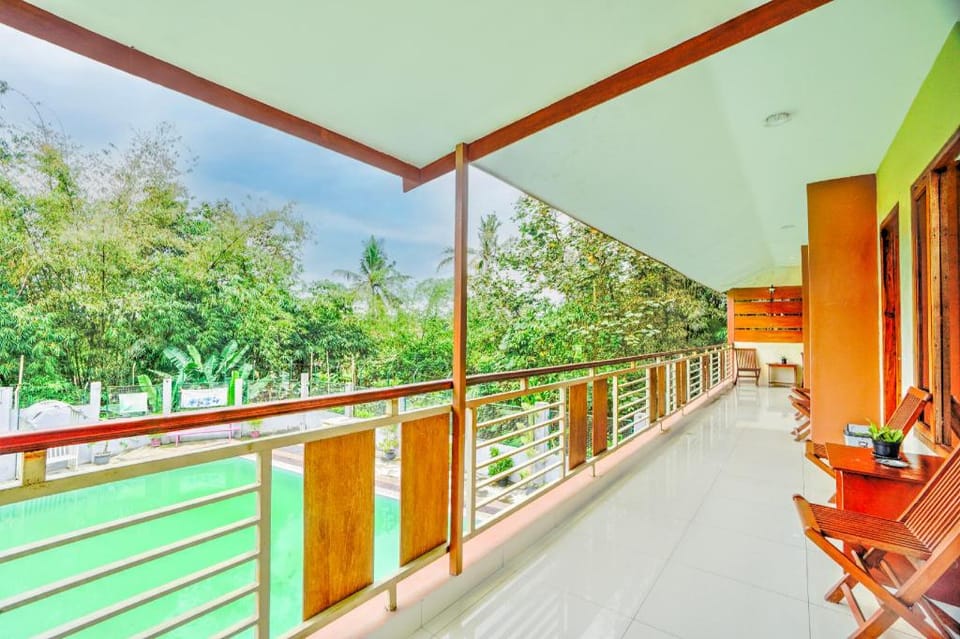 Hotel O The Velodrome Inn near Exit Toll Malang Hotel in East Java