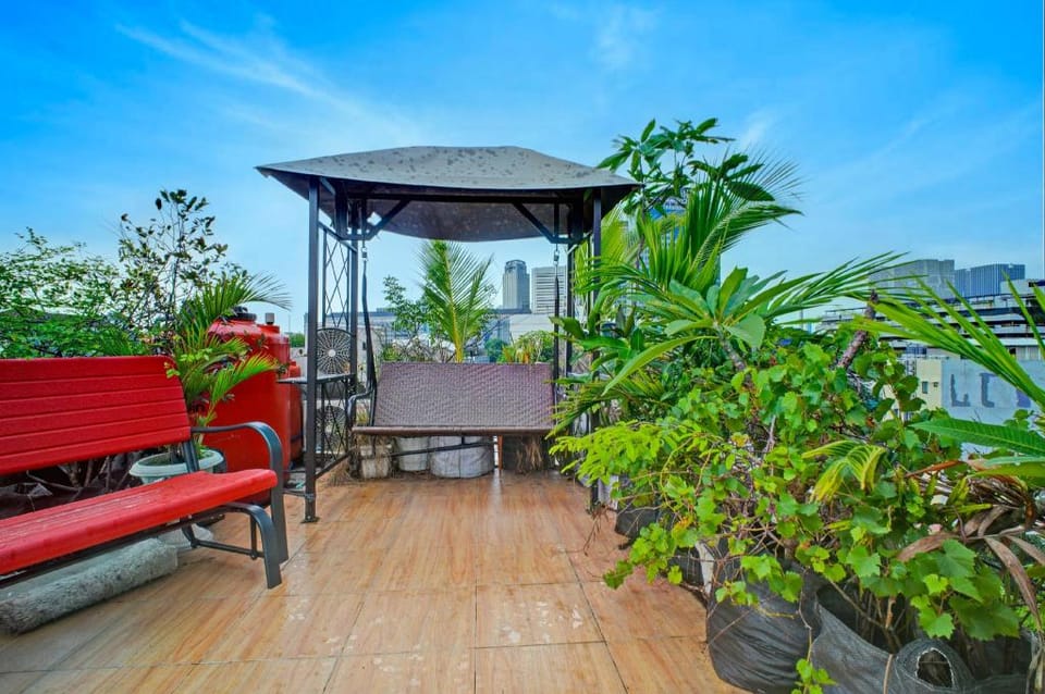 OYO 94764 Syariah KamarGue Hotel in Jakarta