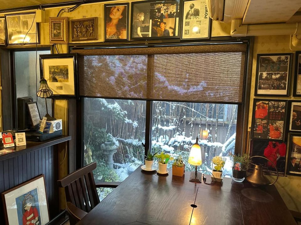 Liv eCafe ＆Hotel ひすいの海（紫陽花の部屋） Hotel in Japan