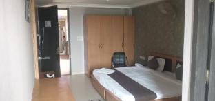 The Moody Moon Hotel Apartment in Jaipur
