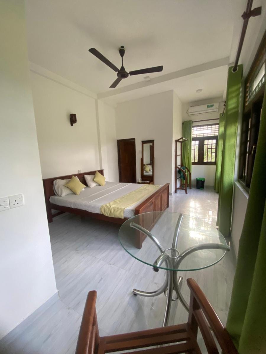 Hagiazo Guest Inn Mirissa Vacation rental in Mirissa