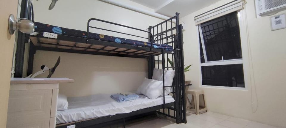 Female or Couple Only Budget Place within the City Hotel in Pasig