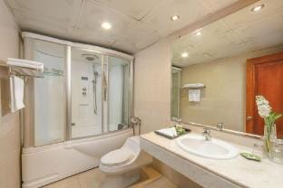 Grand Beach Hotel Nha Trang Bed and Breakfast in Nha Trang