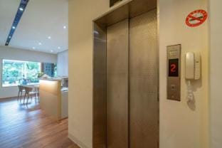 All In One 慶東107 Bed and Breakfast in Kaohsiung