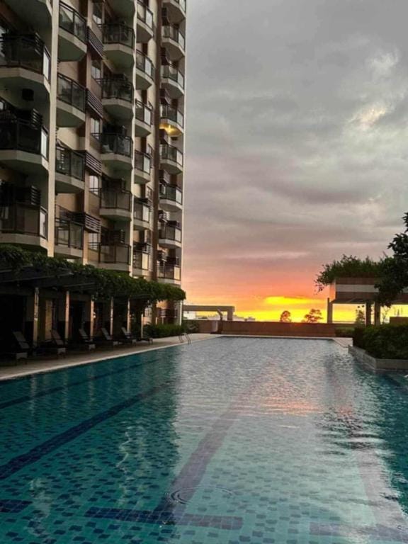Radiance Manila bay Luxe Lounge Hotel in Pasay
