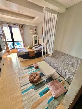 Kwarto Ali at Vinia Residences Vacation rental in Quezon City