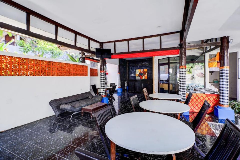 Check My Guest Anna Kuta Inn Hotel in Kuta