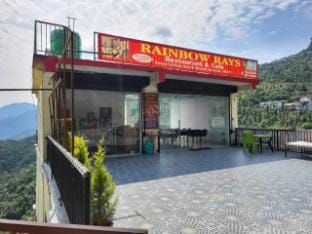 Rainbow rays  Hotel in Uttarakhand