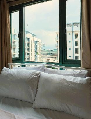 Restful Layover (Across NAIA3) Apartment in Pasay