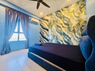 Sky-High Family Suites-swimming pool | KTV | Games Apartment in Penang
