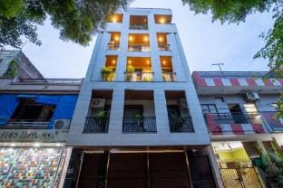 Luxury staycation Apartment in Delhi