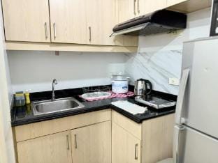 1BR LaVerti minimalist family affordable staycatio Apartment in Pasay
