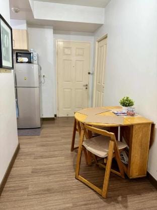 LaVerti Comfy minimalist 1BR affordable staycatiom Apartment in Pasay