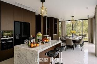 Lysana Hue Villa, 4 Br, 7000m2 Garden - 250m2 Pool Vacation rental in Laos