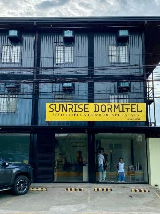 Sunrise Dormitel Apartment in Pasay