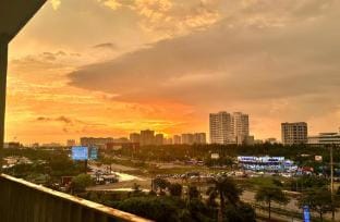 Nice view,modern decor, netflix, movie projector Vacation rental in Ho Chi Minh City