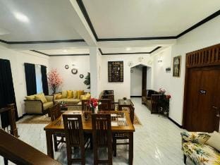 Hotel White House Kandy Srilanka Vacation rental in Kandy