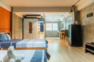 Five Stars Residence Apartment in Bangkok
