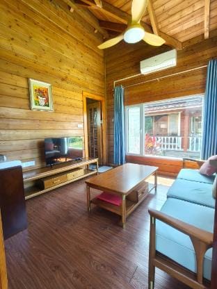 BORNEO TROPICAL VILLAGE RESORT Chalet in Sabah