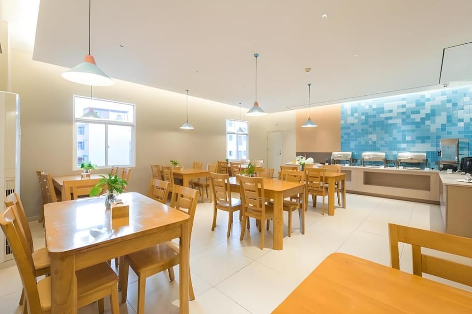 Home Inn Neo Dali Erhai High-speed Railway Station Hotel in China